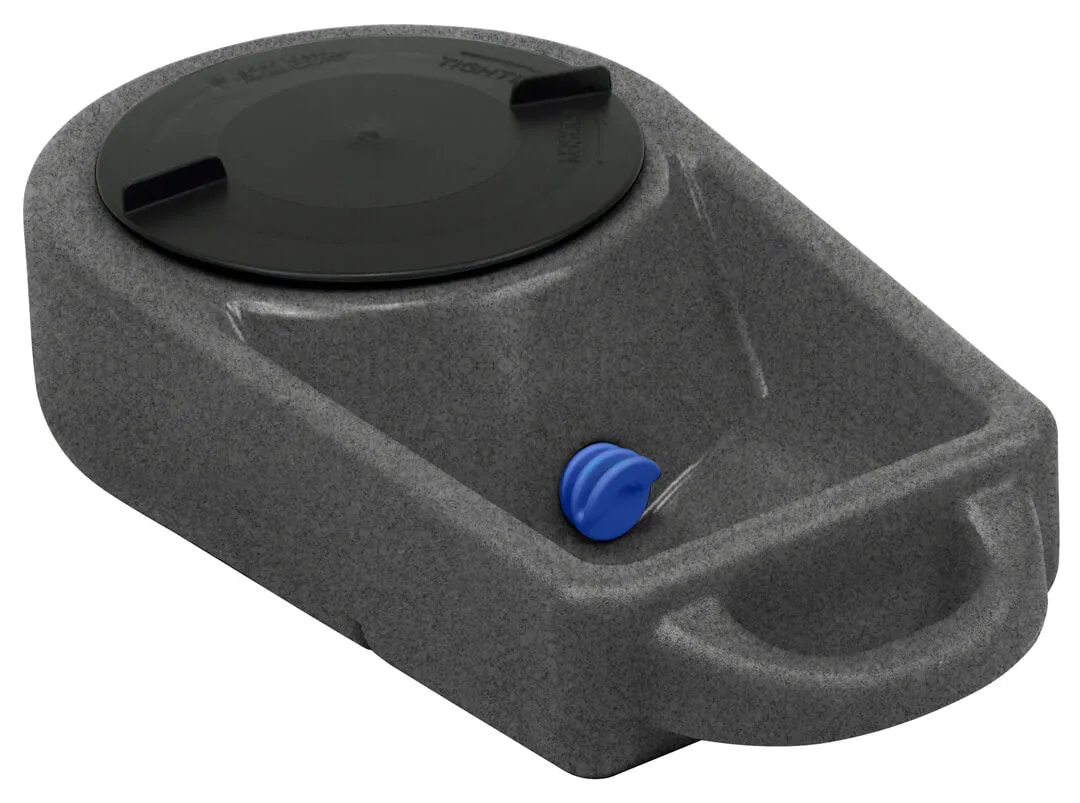 Dakota 283 "Dine N Dash" - Feeding and Watering System